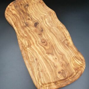 planche à découper rainuré en bois d'olivier
