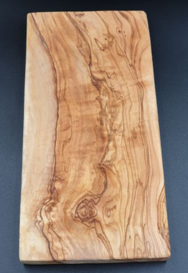 planche multifonctions en bois d'olivier
