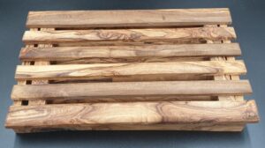 planche à pain moyenne en bois d'olivier