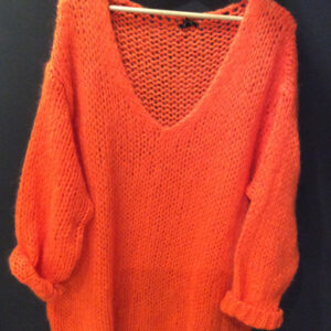 pull tricot échancré rouge orangée femme